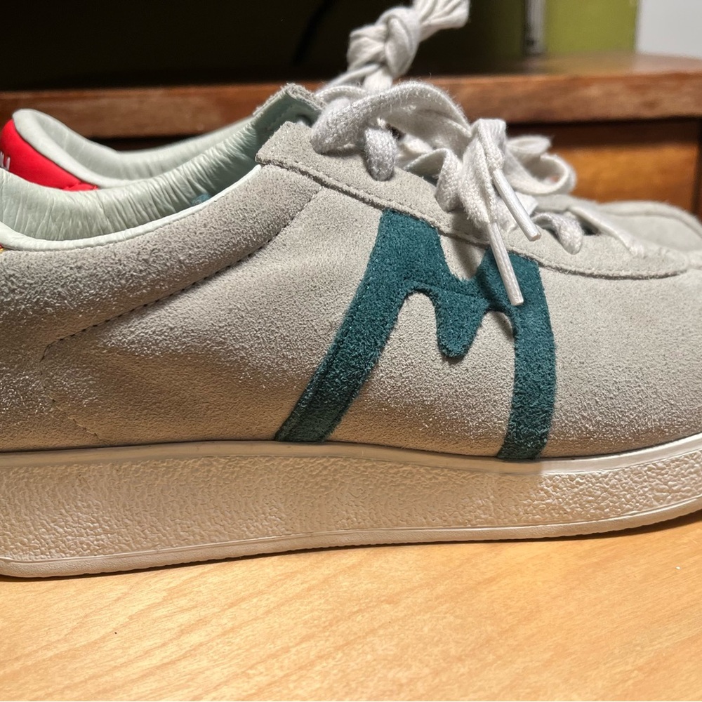 Karhu Trampas - Gray, Green, and Red Sneakers